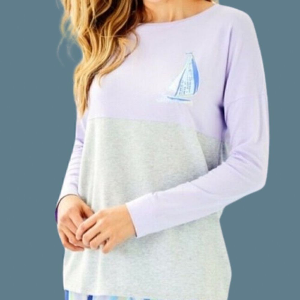 EUC Lilly Pulitzer Finn Long Sleeve Tee T Shirt in Aboat Time Size SMALL